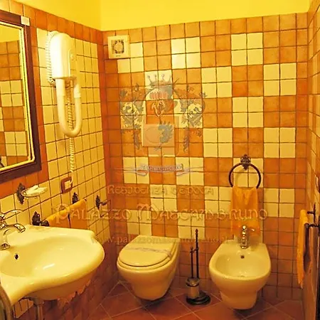 Palazzo Mascambruno 3* 卡里亚蒂